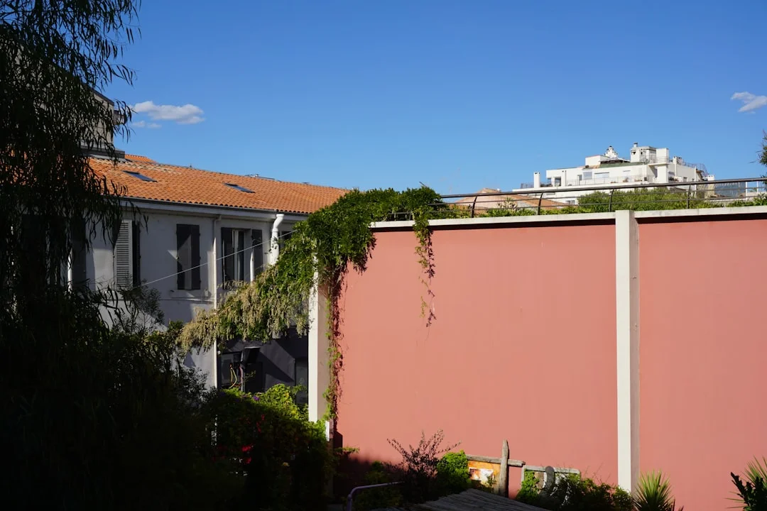 Outpost Hotel photo 2