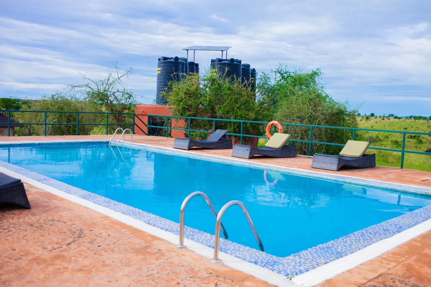 Serengeti Safari Lodge photo 5