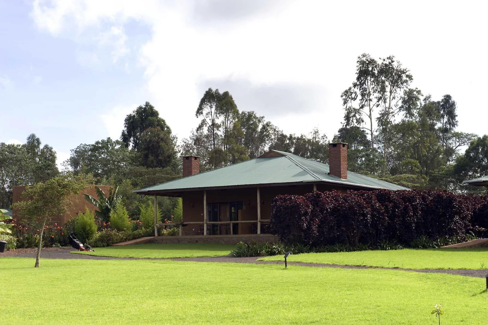 Tloma Mountain Lodge photo 6